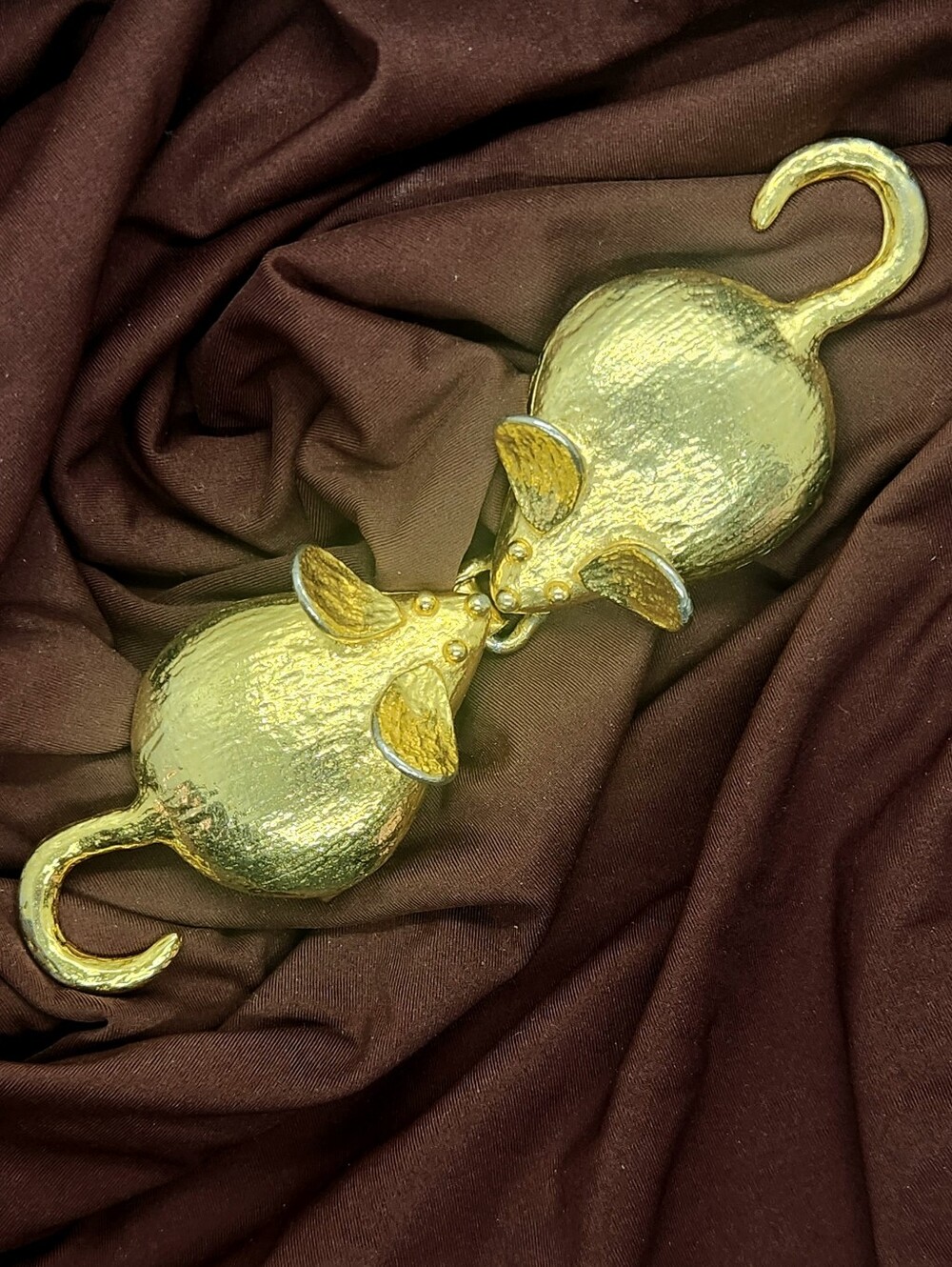 Vintage MIMI DI N Mice 1974 Large Gold Tone Mouse Belt Buckle